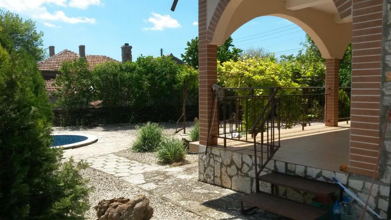 Sunny Villa Bŭlgarevo Exterior photo